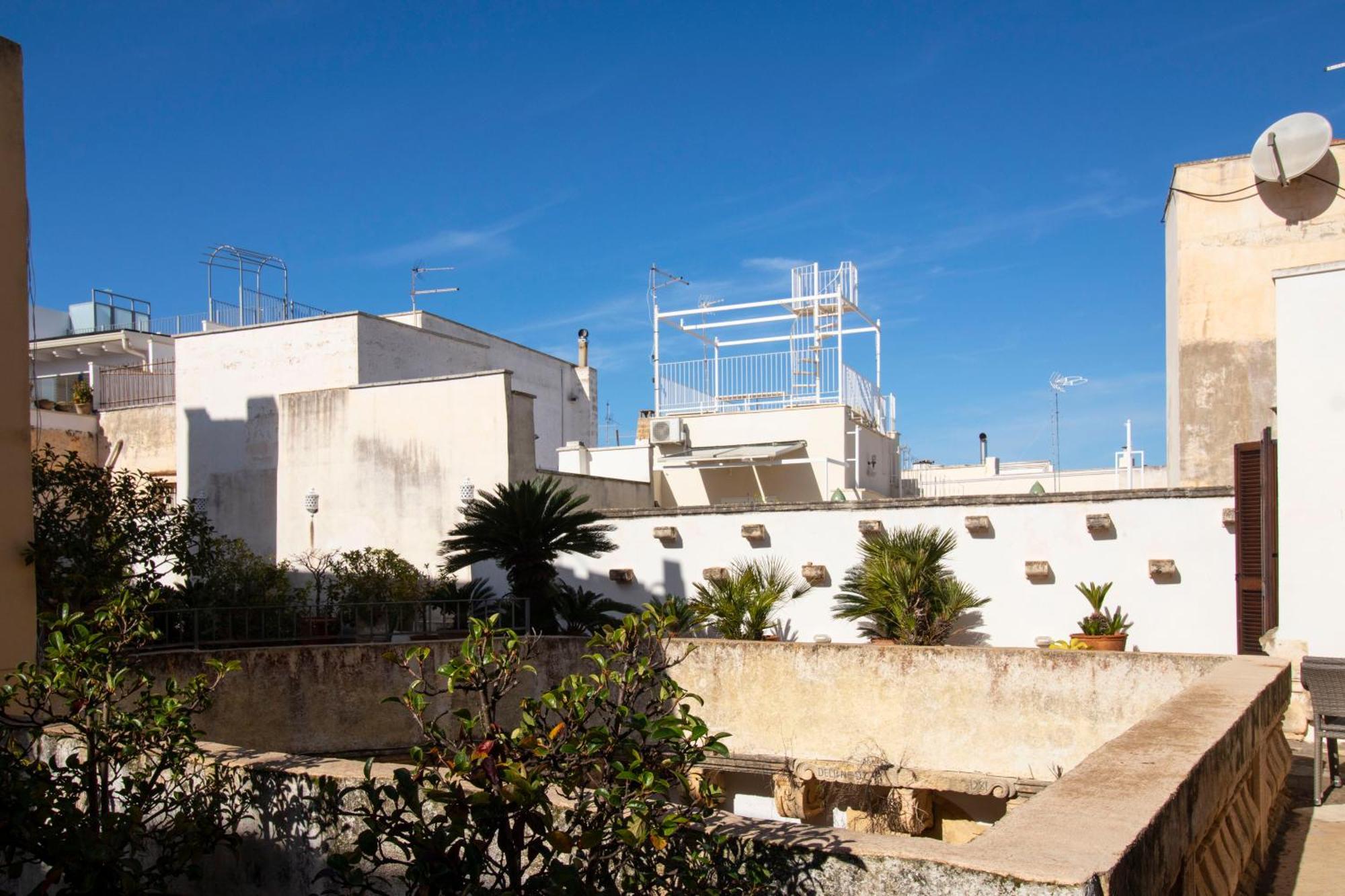 Palazzo Insula Bed & Breakfast Gallipoli Exterior photo